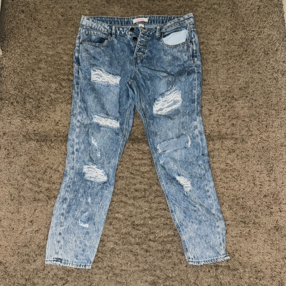 Jeans